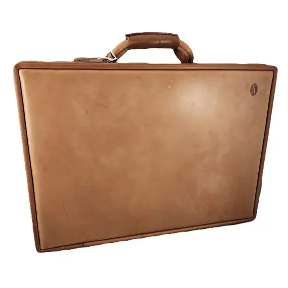 Hartmann Luggage 4700 Belt A9 5 Commute-Tache Attache (3) - New